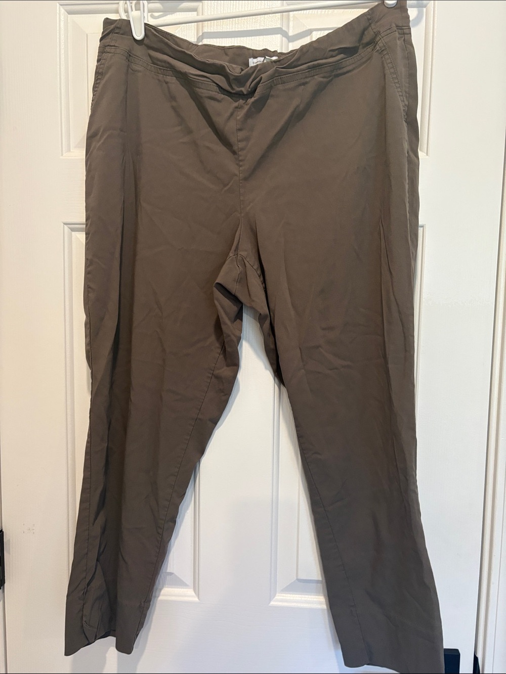 Carolina Belle Olive Green High-Rise Casual Pants Ankle/ Capri
